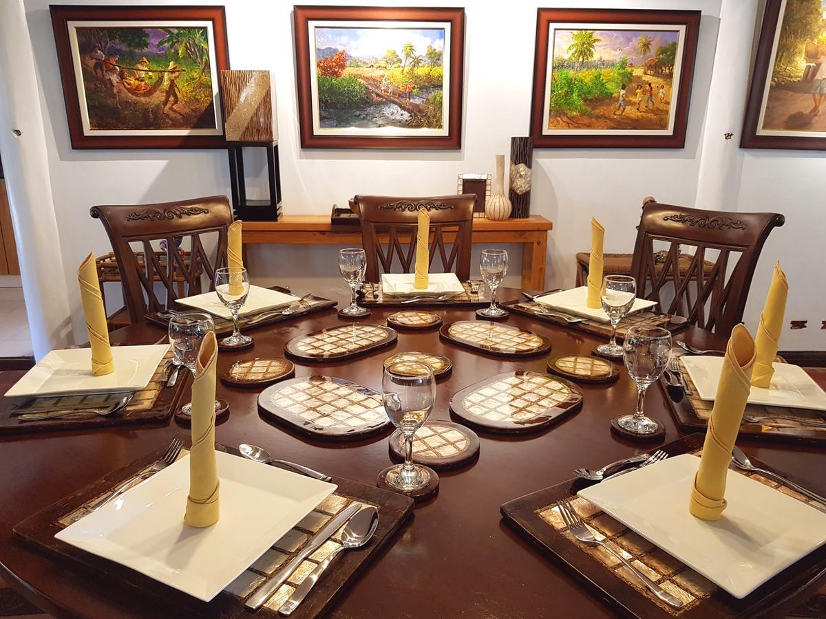 Stay Amare Villa Maria 1 Bacolod Eksteriør bilde